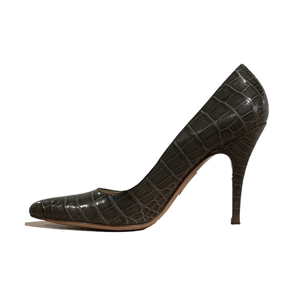 PRADA for NEIMAN MARCUS 100th Anniversary Crocodile Skin Pumps - Grigio